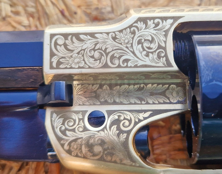 Rewolwer czarnoprochowy Remington Texas Grawer RGB44/LE/SP  