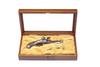 Pistolet czarnoprochowy AN IX de Gendarmerie kal. .15,20 mm w skrzyni drewnianej