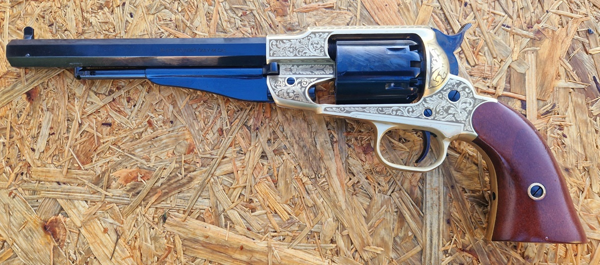 Rewolwer czarnoprochowy Remington Texas Grawer RGB44/LE/SP  