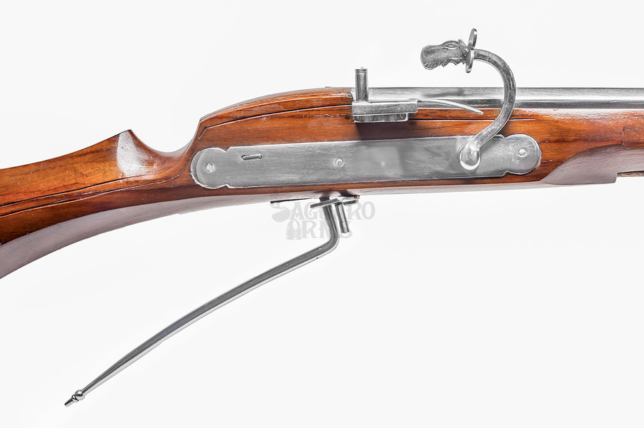 Matchlock Musket 17th century with lever