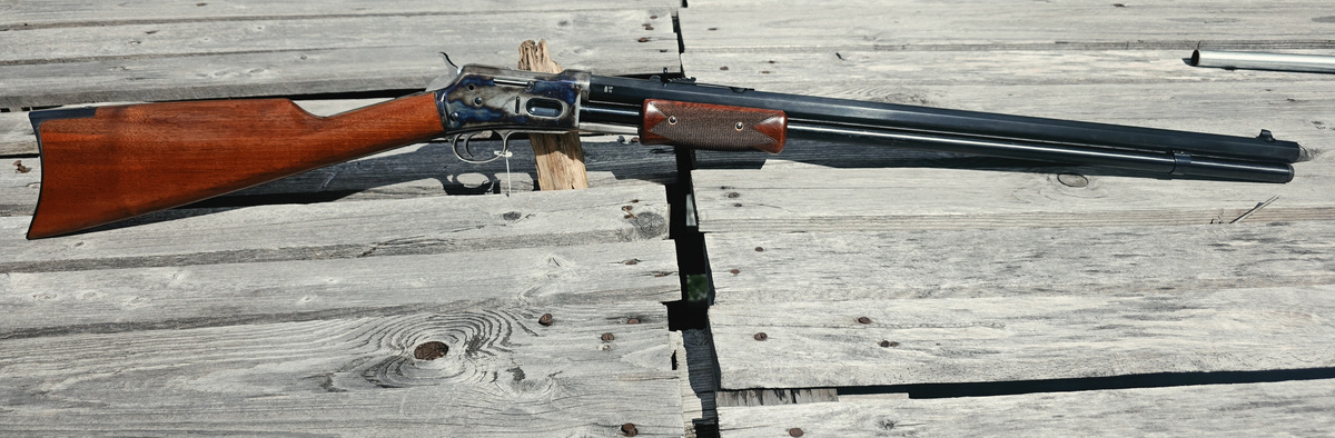 Colt Lightning 1884 rifle Uberti